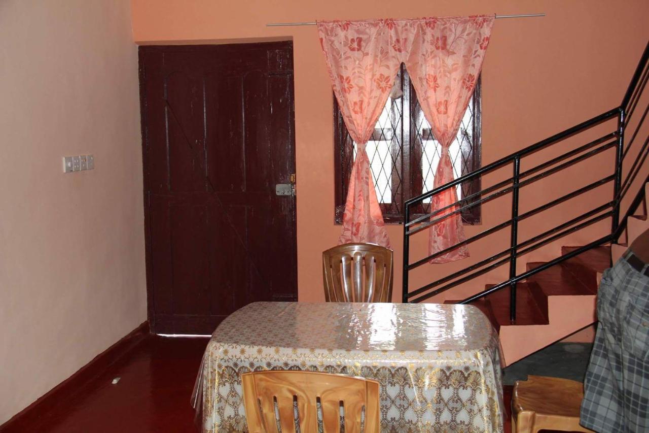 Batti Relax Point Villa & Rooms Batticaloa Exterior photo